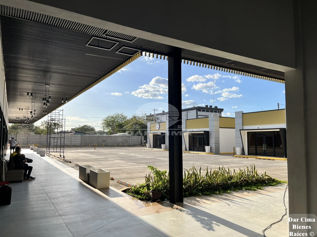 Se rentan cubiculos comerciales en Choluteca