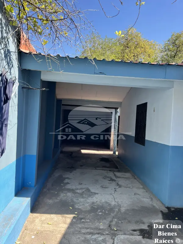 En barrio el tamarindo Choluteca se vende casa de habitacion para negocio zona centrica