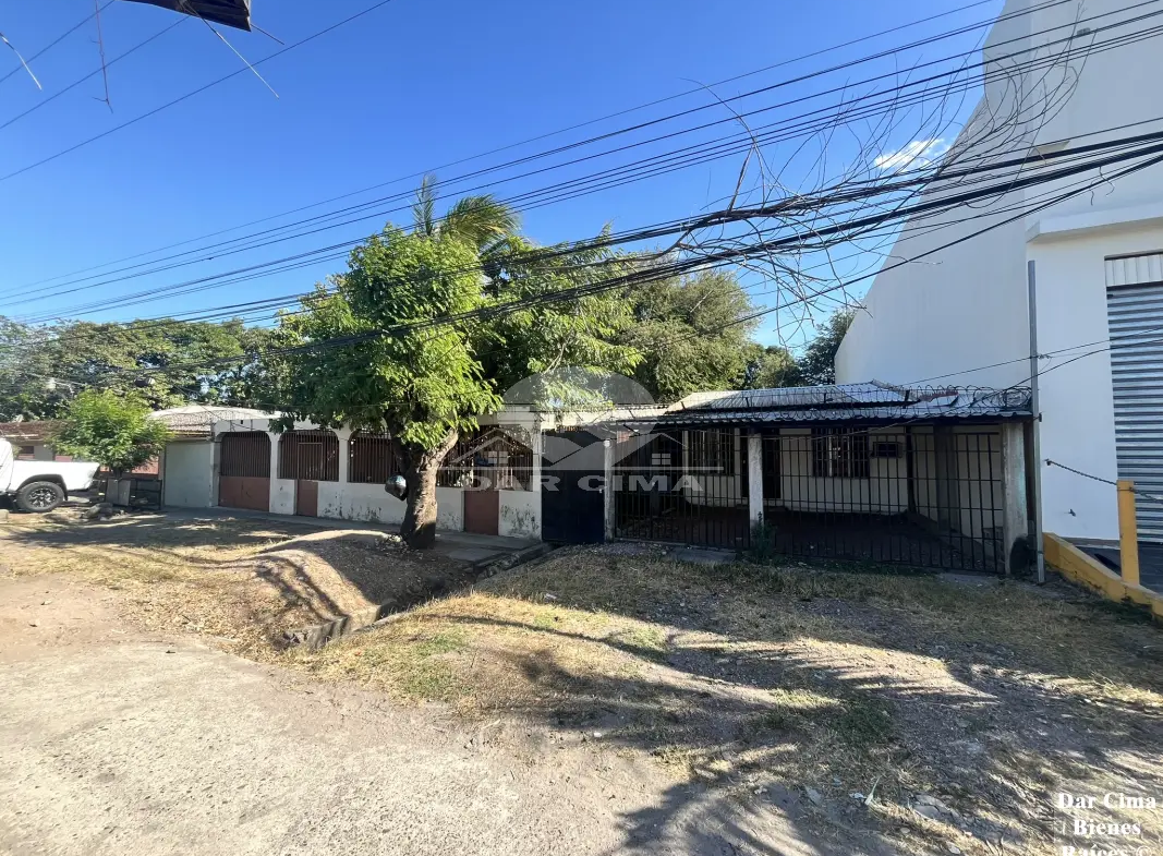 Venta de Terreno comercial frente a Unimall Choluteca sobre Boulevard Mauricio Oliva